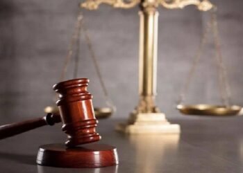 Senado fortalece la figura de legítima defensa a favor de las mujeres