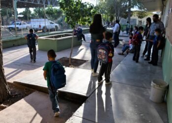 Inicia período vacacional en planteles de Educación Básica