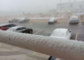Cae nieve en municipios de Coahuila