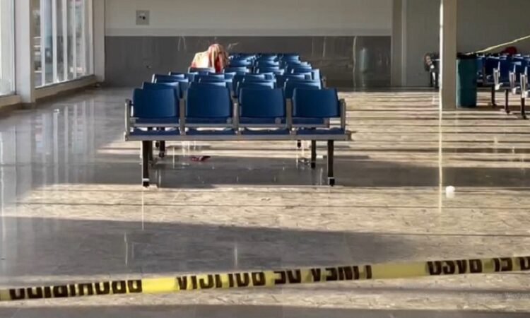 Muere adulto mayor en sala de espera de la Central Camionera