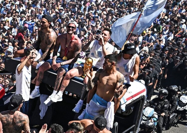 Dos muertos y disturbios en Argentina tras celebración del Mundial