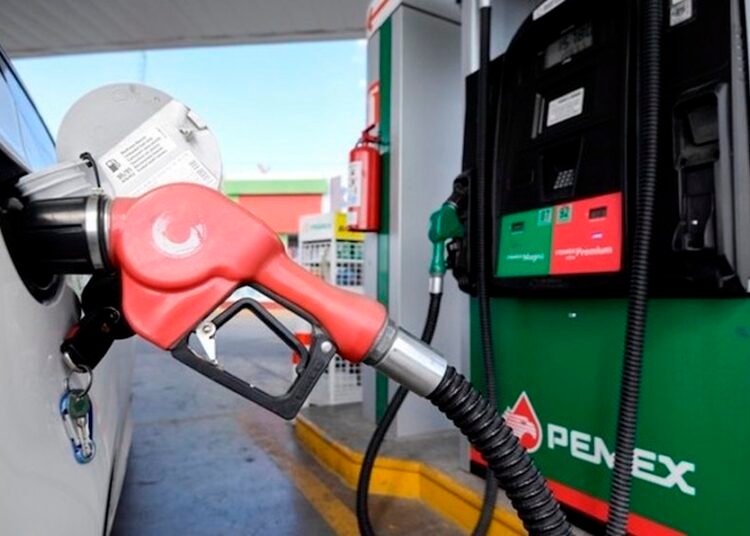 Dan a conocer los aumentos en precios de gasolina, cigarros y refrescos del 2023