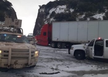 Cierran momentáneamente tramo Janos-Agua Prieta por caída de nieve
