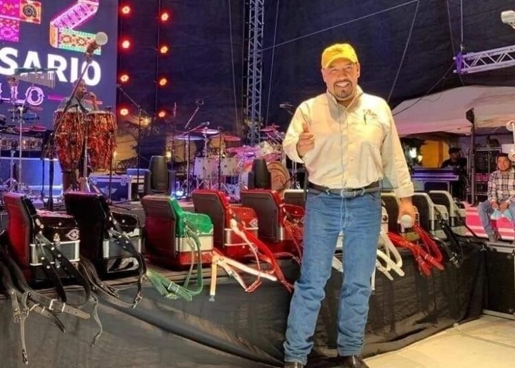 Héctor Muñoz además de trabajar en Draxton era locutor de radio