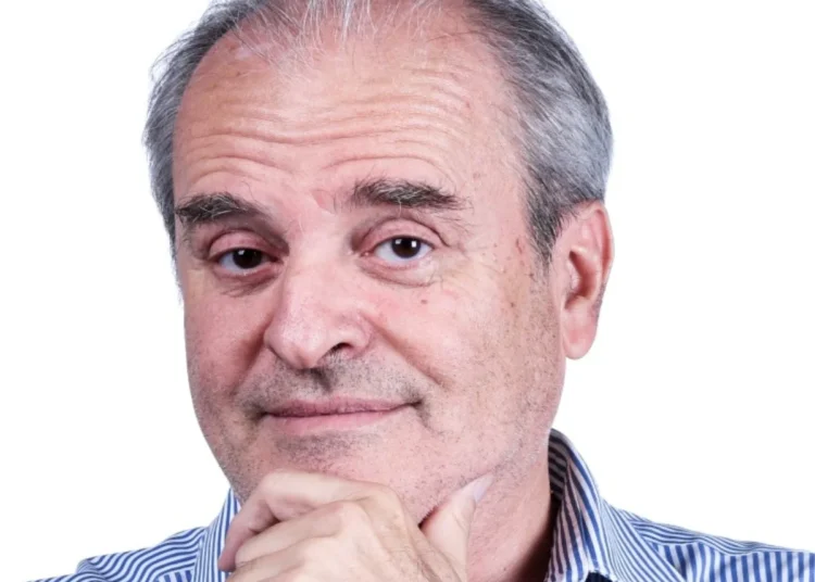 Carlos Echeverri presenta: «Las marcas te marcan» en Mazatlán International Center