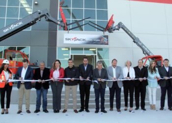 La la empresa canadiense SkyJack, invertirá 80 millones de dólares y generará 600 empleos. Foto: Especial.
