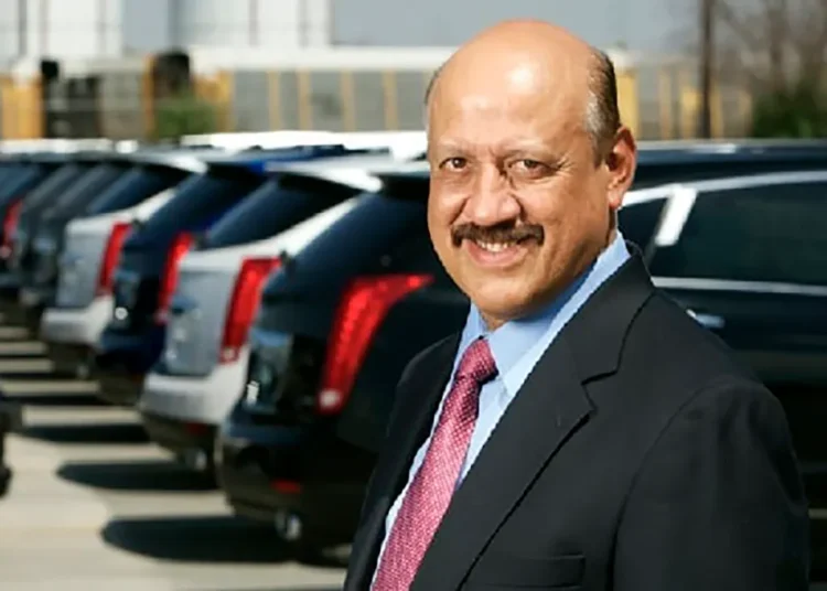 Héctor De Hoyos ocupó diferentes puestos de creciente responsabilidad