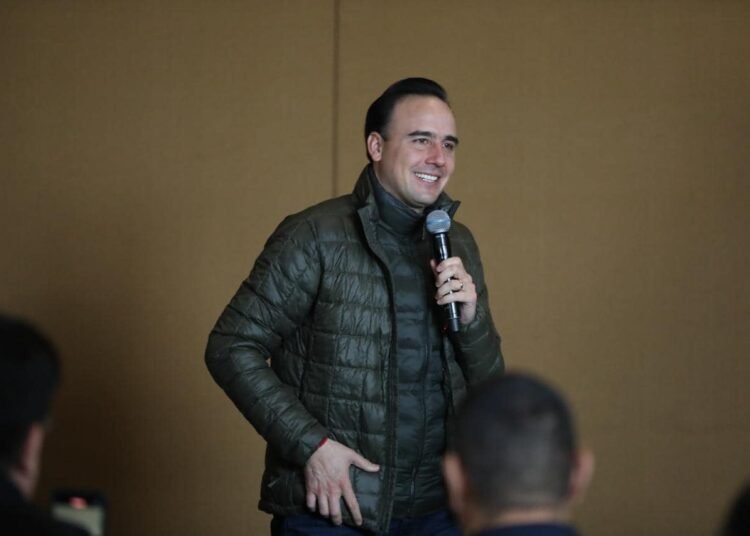 Manolo Jiménez Salinas, buscará la candidatura a la gubernatura de Coahuila por el PRI. Foto: Facebook.