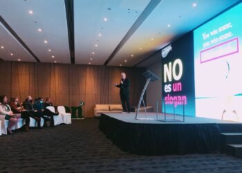 Carlos Echeverri, arranca 'Las Marcas te Marcan', en Durango. Foto: Soy Durango.