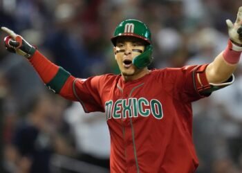 México le da paliza a Estados Unidos en el besibol