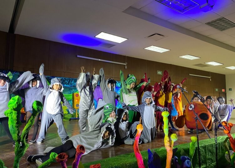 Estudiantes del Jardín de niños Constituyente de 1917 realizan Revista Musical