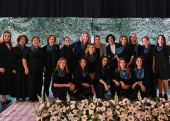 Maru Campos Participa en Conferencia «Energía, tu poder» en Beneficio de la Granja Hogar