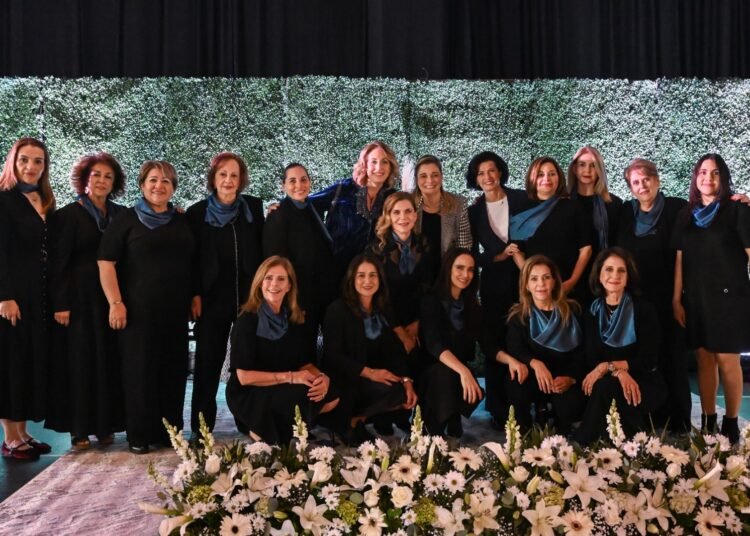 Maru Campos Participa en Conferencia «Energía, tu poder» en Beneficio de la Granja Hogar