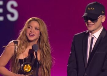 Éxito rotundo para las mujeres en los Latin GRAMMYs 2023: Karol G, Shakira, y Natalia Lafourcade lideran la noche