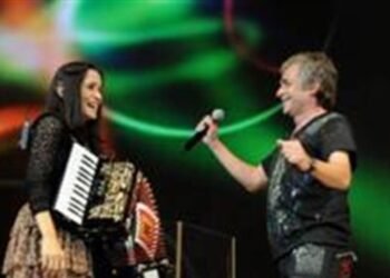 Julieta Venegas y Los Auténticos Decadentes cierran con éxito el Festival Rock al Parque 2023 ante una multitud de 390 mil personas