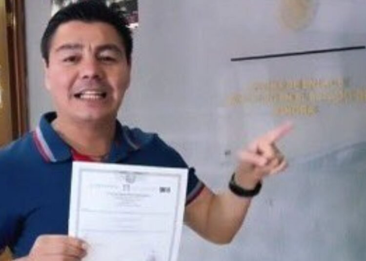 Éxito en el Ring y en las Aulas: Travieso Arce, Listo para la Licenciatura en Derecho