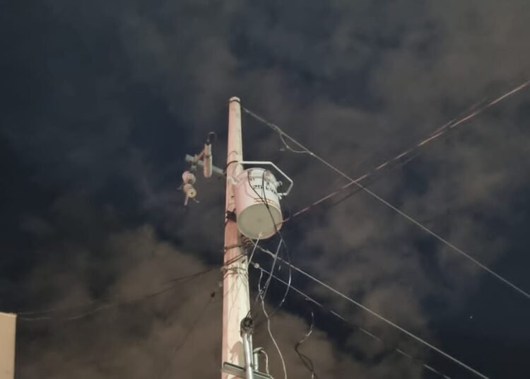 xplosión de Transformador Deja a Oscuras Parte del Periférico de la Juventud: Gobierno Municipal Actúa Rápidamente