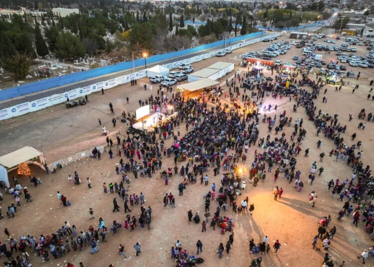 Une Gobernadora 5 mil capitalinos de la colonia San Jorge en Mega Posada navideña