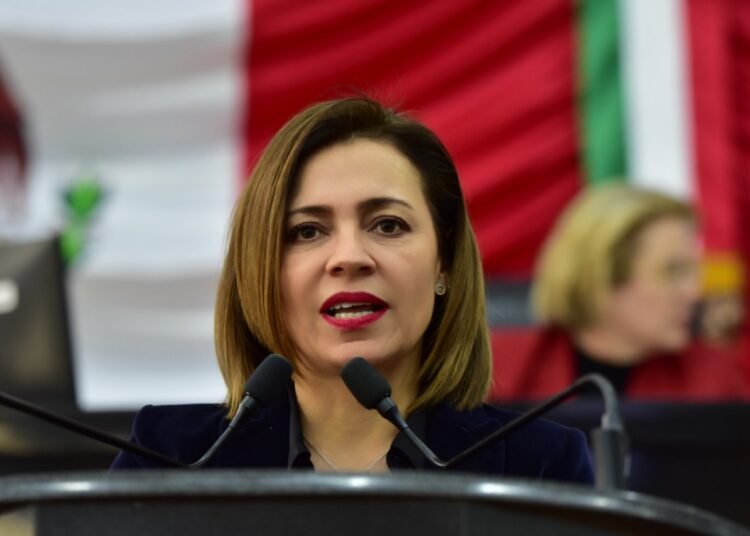 «Aprobación Histórica del Presupuesto Estatal 2024: Compromiso Equitativo y Responsable según Isela Martínez»