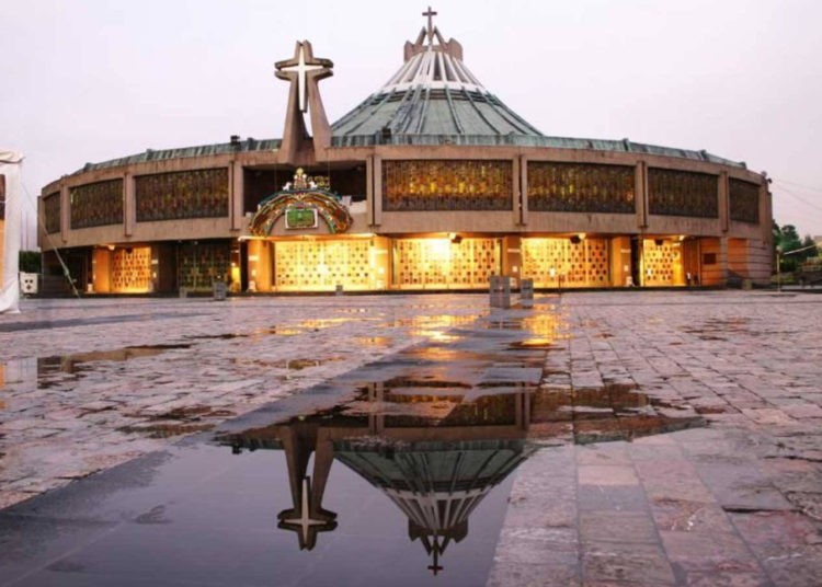 Celebración Solemne en Honor a Santa María de Guadalupe en la Basílica: Emotiva Transmisión en Vivo