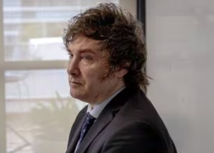 Presidente de Argentina, Javier Milei, Anuncia Reformas Radicales en Cadena Nacional