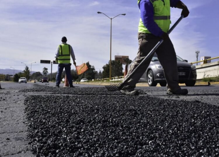 Jornada de Bacheo en Cuatro Colonias de Chihuahua; 06 de Diciembre