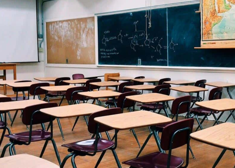 Crisis Educativa en México: Alarmantes Deficiencias en Matemáticas y Comprensión de Lectura e Inglés entre Estudiantes