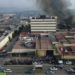 Fuerte incendio cerca de la Clínica 20 del IMSS en Tijuana obliga a desalojar el hospital
