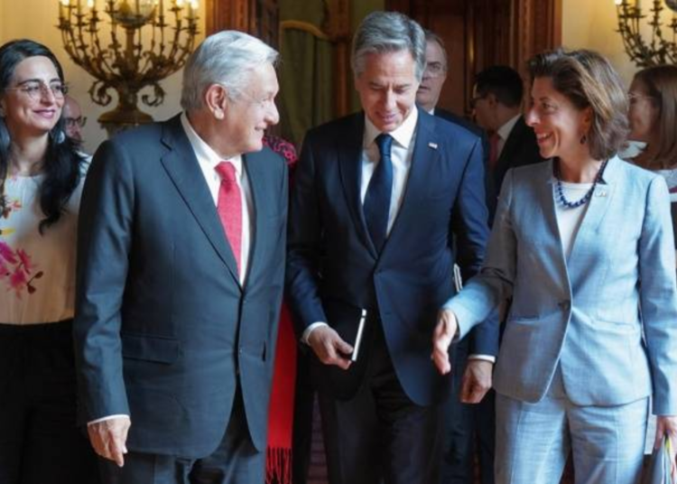 Reunión entre Andrés Manuel López Obrador y Blinken para Abordar Repunte de Flujo Migratorio