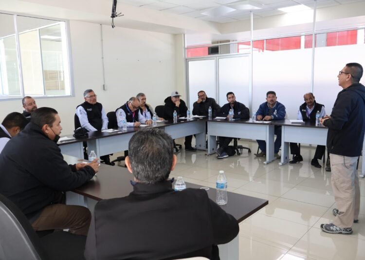 Capacitan a choferes del Bowi en materia de reglamentos de tránsito