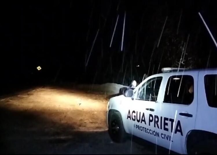 Cierran tramo carretero de Janos a Agua Prieta por nevada: CEPC