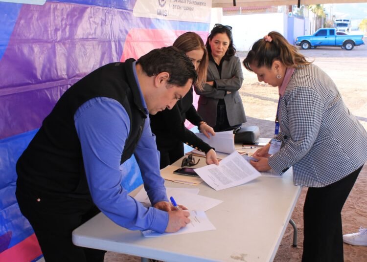 Inversión de más de medio millón de pesos para la introducción de drenaje en la colonia Aeropuerto de Chihuahua