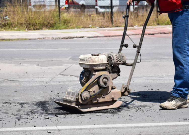 Bacheo hoy: 22 de Febrero en distintas colonias