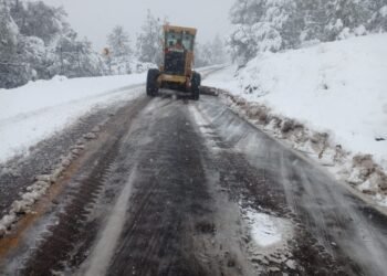 Continúa el cierre de tramos carreteros en el estado debido a las inclemencias del clima