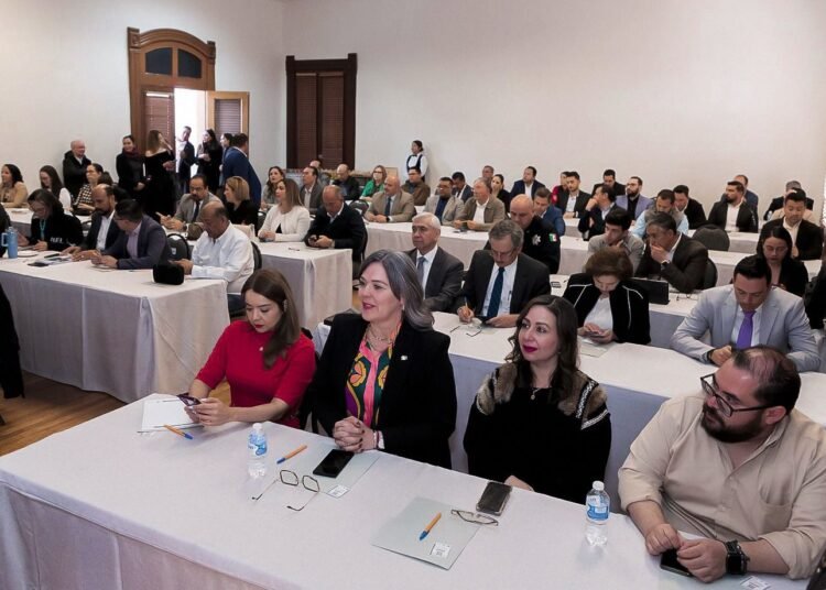 Funcionarios estatales se capacitan en blindaje electoral: Una iniciativa conjunta entre el Gobierno del Estado y el Instituto Estatal Electoral (IEE)