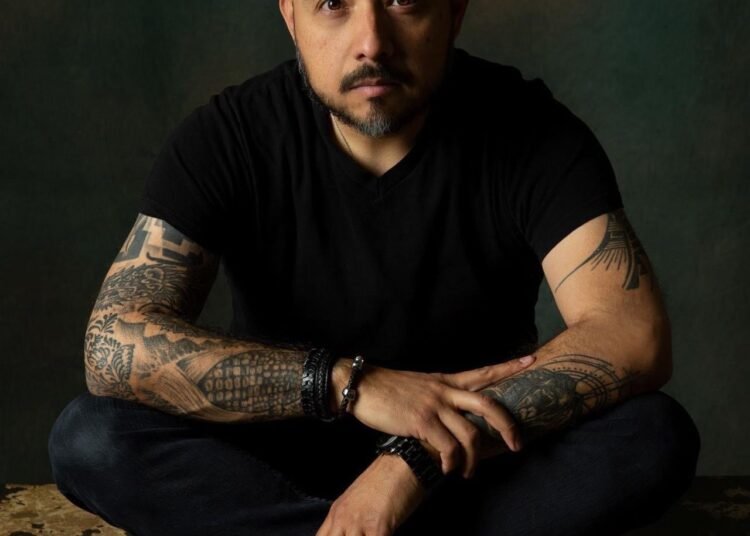 Invita Casa Redonda a la inauguración de la exposición «Mr. Pitufo Vs. Duchenne»