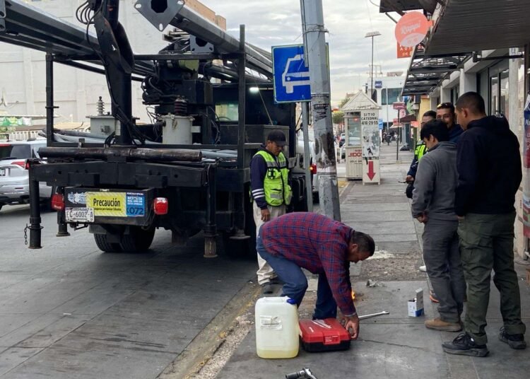 Realizarán labores de mantenimiento en alumbrado público de calle Aldama