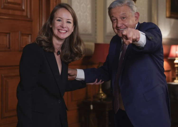 Presidente de México acusa al INE de censura por entrevista «cepillada»