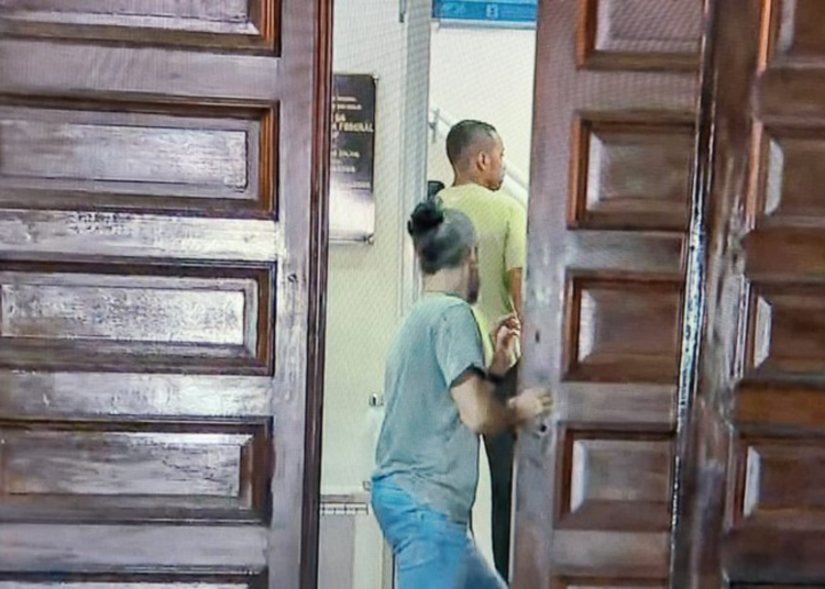 Robinho, exjugador de fútbol, detenido por condena de violación en grupo