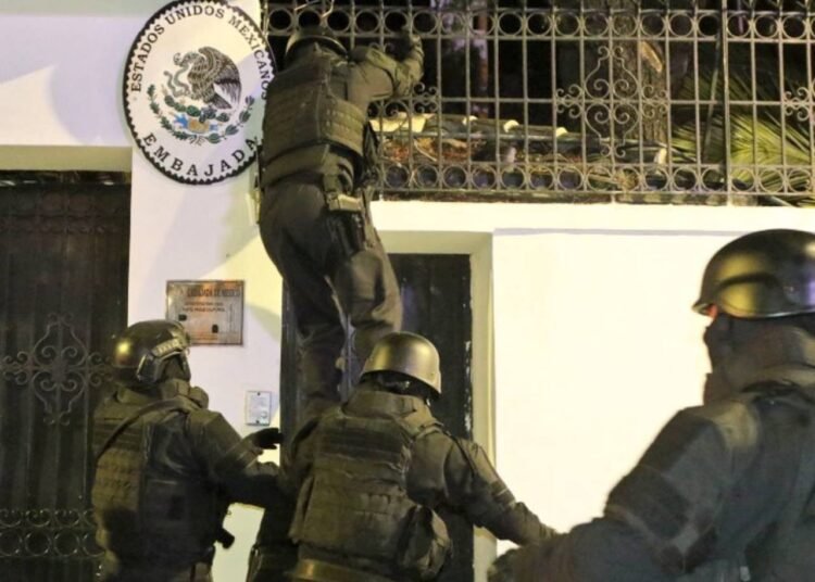 Crisis Diplomática entre México y Ecuador por Irresolución en Embajada Mexicana en Quito