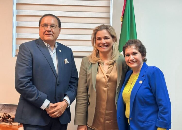 Gobernadora del Estado da la bienvenida a la nueva mesa directiva de Canaco Ciudad Juárez