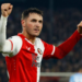 Santiago Giménez dejará el Feyenoord al finalizar la temporada