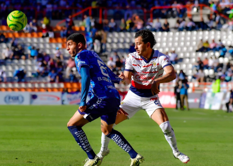 El Guadalajara triunfa ante Pachuca y mantiene viva su esperanza de Liguilla