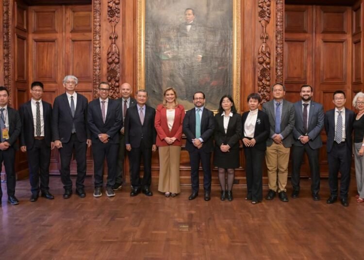 «Gobernadora de Chihuahua Impulsa Alianza Estratégica con Taiwan Electrical»