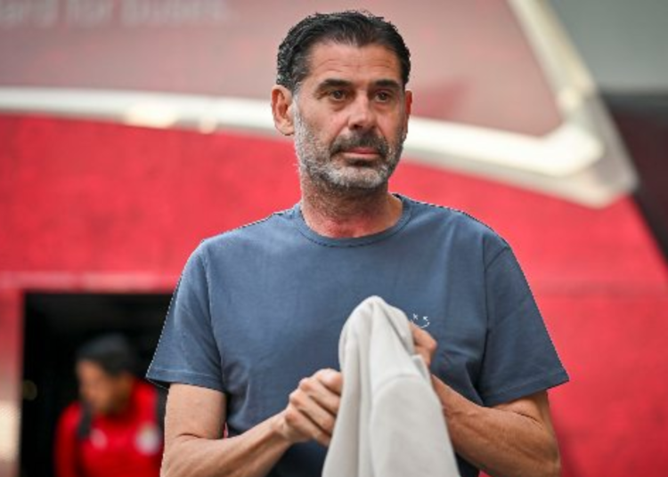 Fernando Hierro deja de ser director deportivo del Club Deportivo Guadalajara
