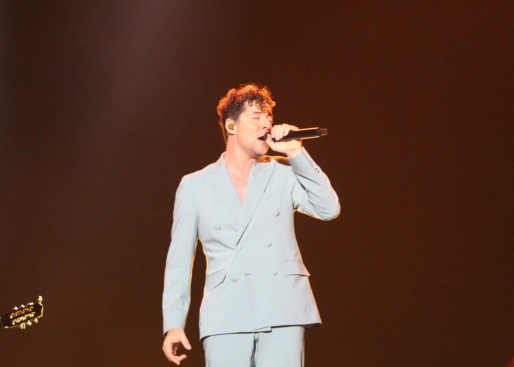 David Bisbal Enciende el Escenario en la Feria Santa Rita Chihuahua