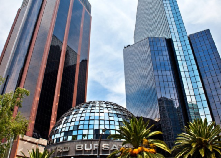 Morena Triunfa y Sacude los Mercados: Peso y Bolsa Mexicana Caen