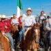 Recibe Alcalde a Cabalgata Villista en entrada de Chihuahua