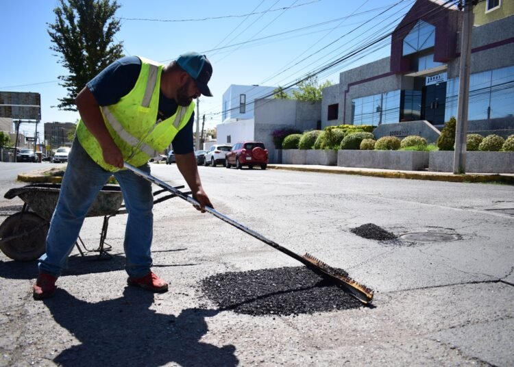 Atención a 654 Reportes de Baches