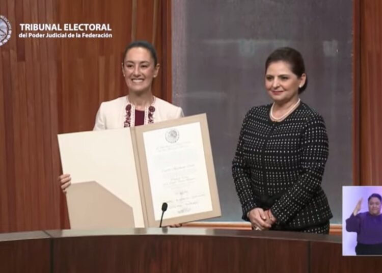 Claudia Sheinbaum recibe la constancia de mayoría como presidenta electa de México